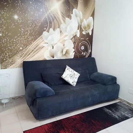 Διαμέρισμα Via Cortonese N. 27 *