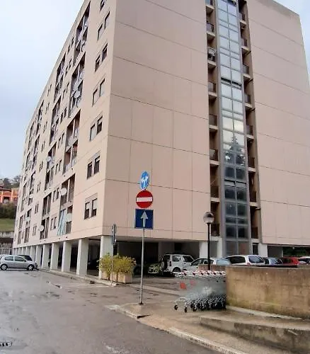 アパート Via Cortonese N. 27 ペルージャ