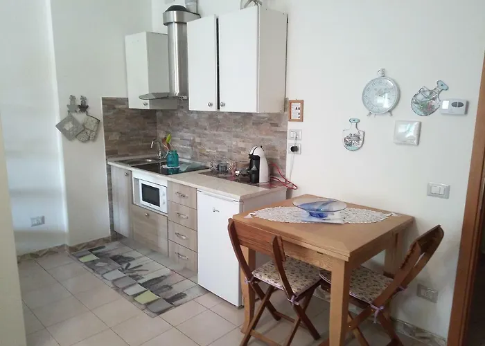 Via Cortonese N. 27 *